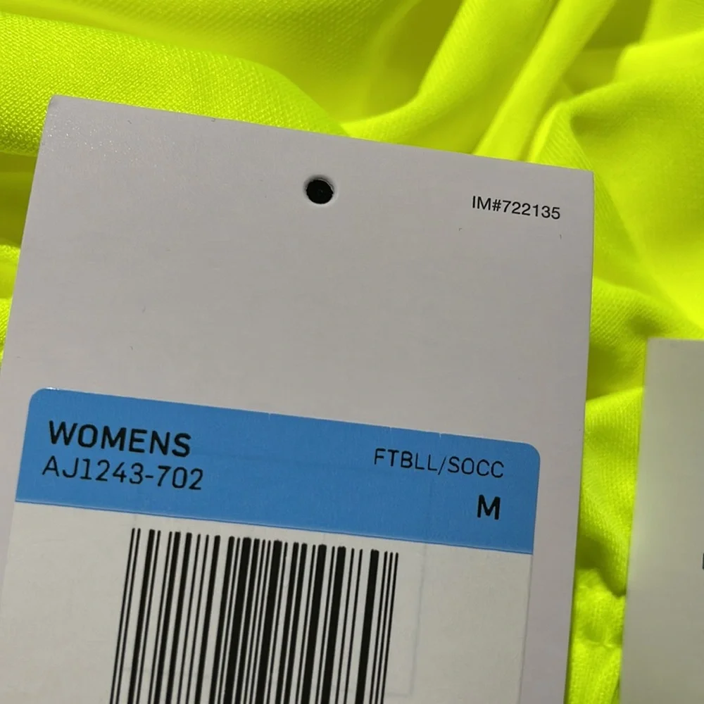 NWT Nike Women's Park III Short GREEN MEDIUM